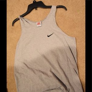 Nike top